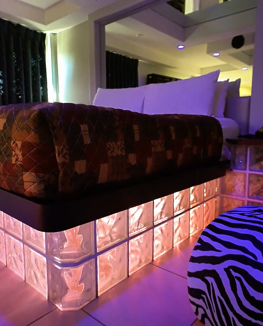 Mansion Hotel --rates